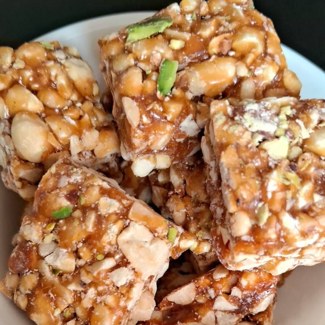 Peanut Chikki Chunks
